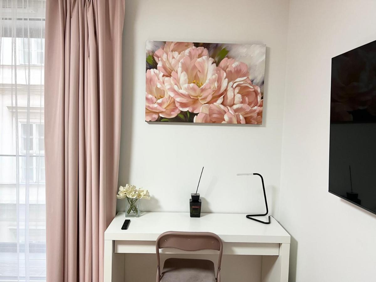 Mm D Home Apartment Будапеща Екстериор снимка