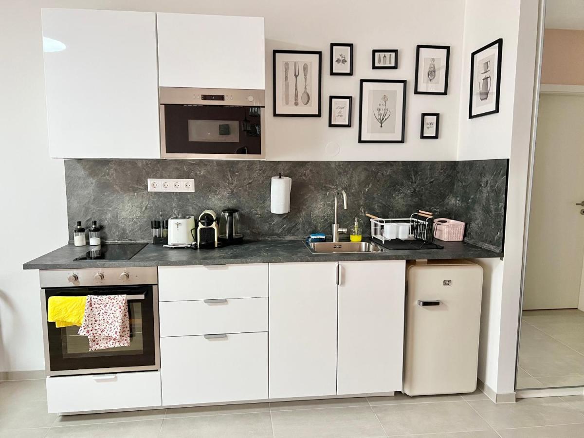 Mm D Home Apartment Будапеща Екстериор снимка